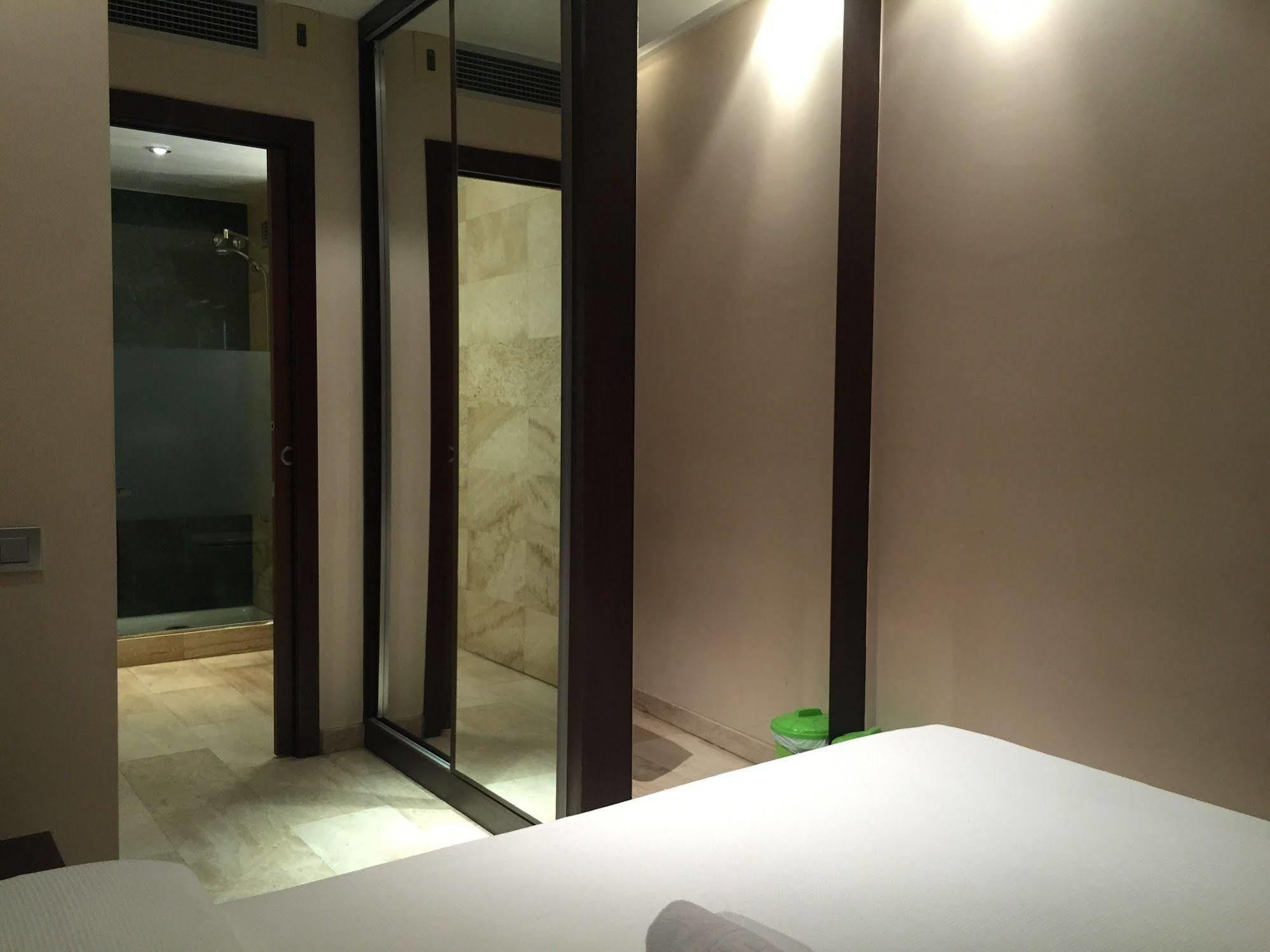 Aparthotel Numa Barcelona Brio Zewnętrze zdjęcie